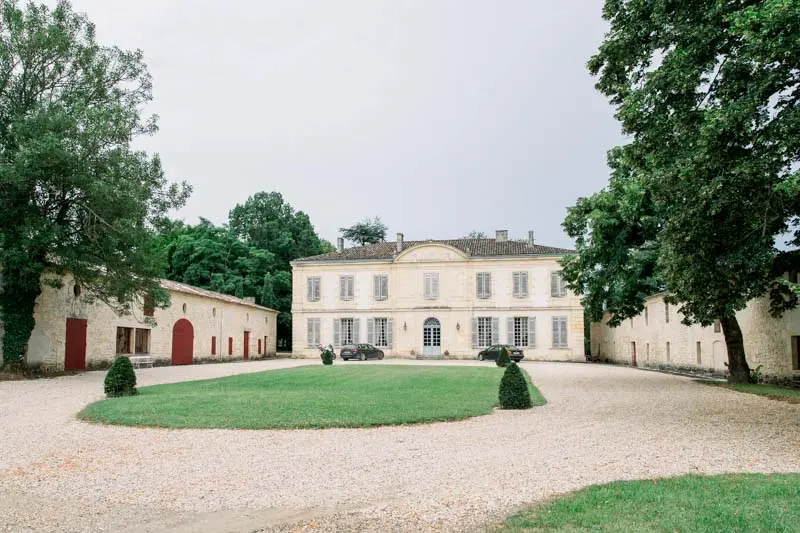 Facade and main courtyard of Château Goudichaud in Gironde