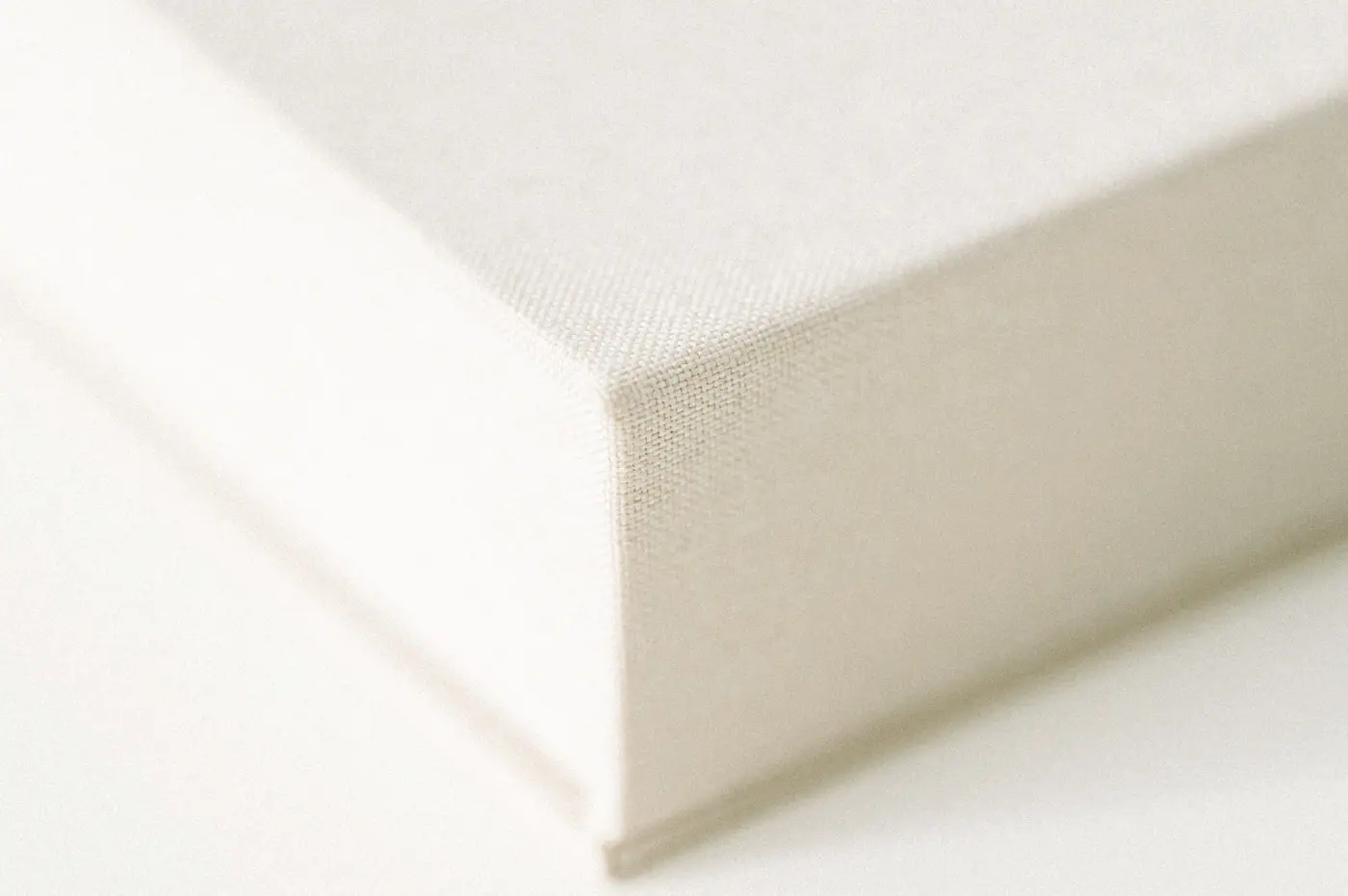 Close-up of the corner and texture of the linen photo box