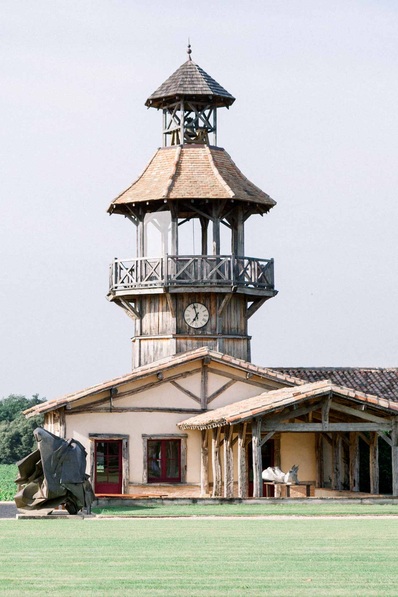 Lookout tower and timber-framed building at Château Smith Haut Lafitte
