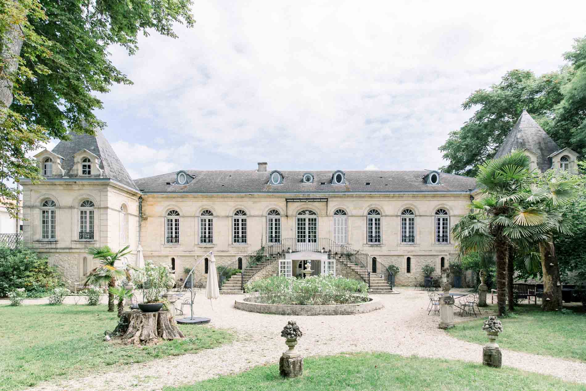Facade of the Chartreuse des Eyres and its garden seen from the grounds