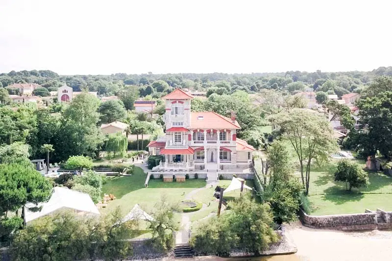 Aerial view of Villa la Tosca and its grounds on Arcachon Bay