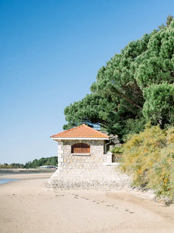 Private beach of Villa La Tosca on Arcachon Bay