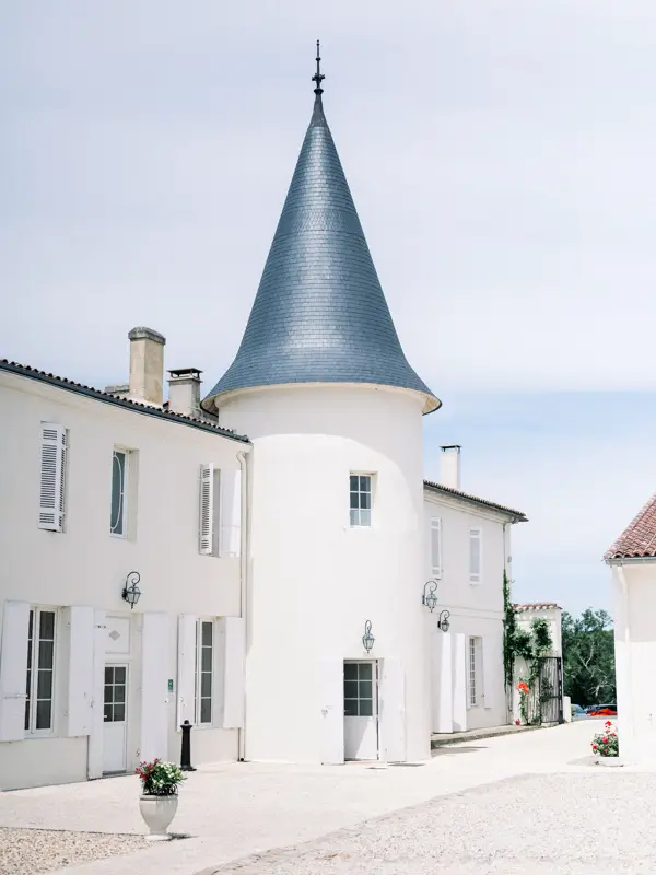 Pointed turret of Château de Seguin, Lignan-de-Bordeaux